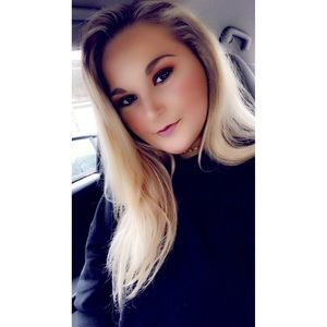 Meet your Posher, Mckenzie